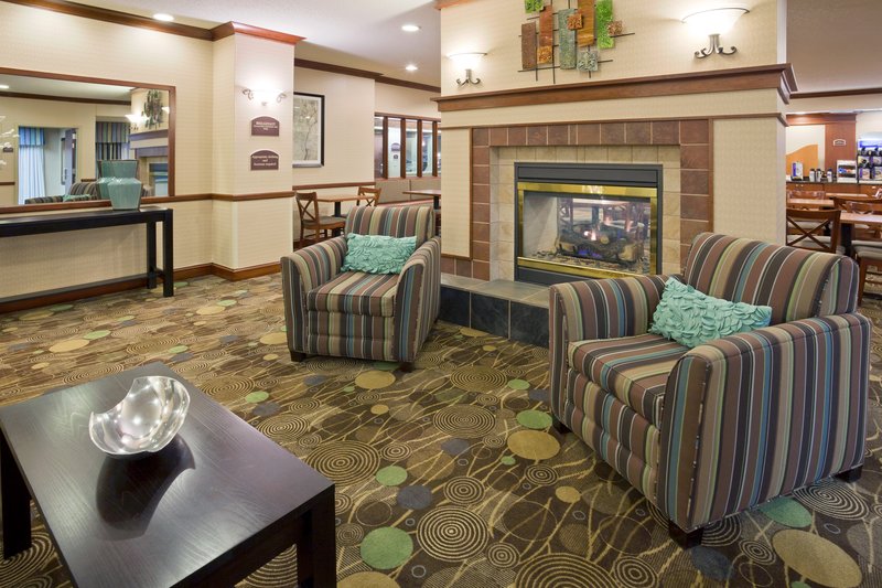 Holiday Inn Express & Suites GRAND FORKS - Grand Forks, ND