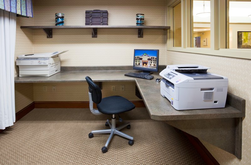 Holiday Inn Express & Suites GRAND FORKS - Grand Forks, ND