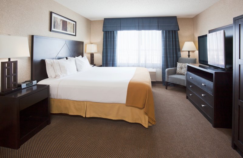 Holiday Inn Express & Suites GRAND FORKS - Grand Forks, ND