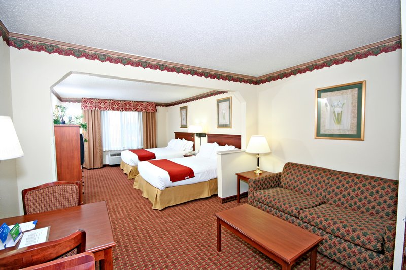 Holiday Inn Express - Hillsville, VA