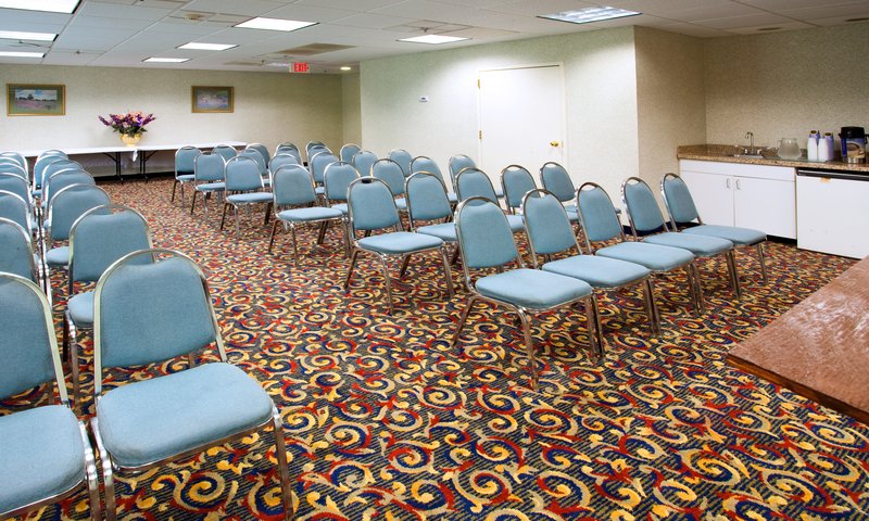 Holiday Inn Express - Hillsville, VA