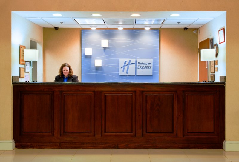 Holiday Inn Express - Hillsville, VA