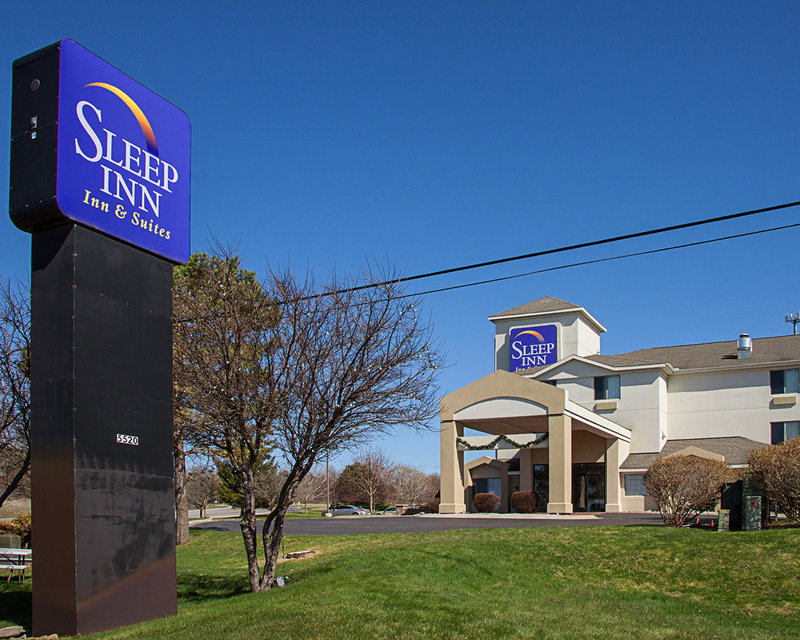 Sleep Inn-Acme/Traverse - Williamsburg, MI