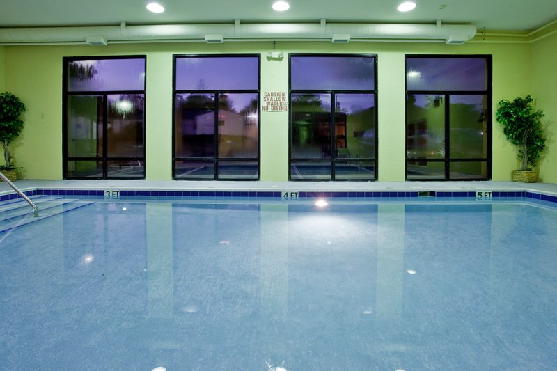 Holiday Inn Express COVINGTON - Covington, VA
