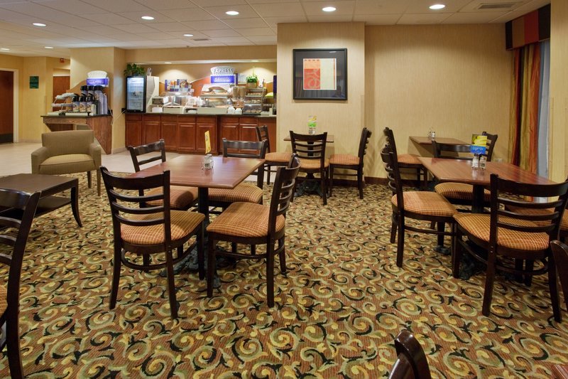 Holiday Inn Express COVINGTON - Covington, VA