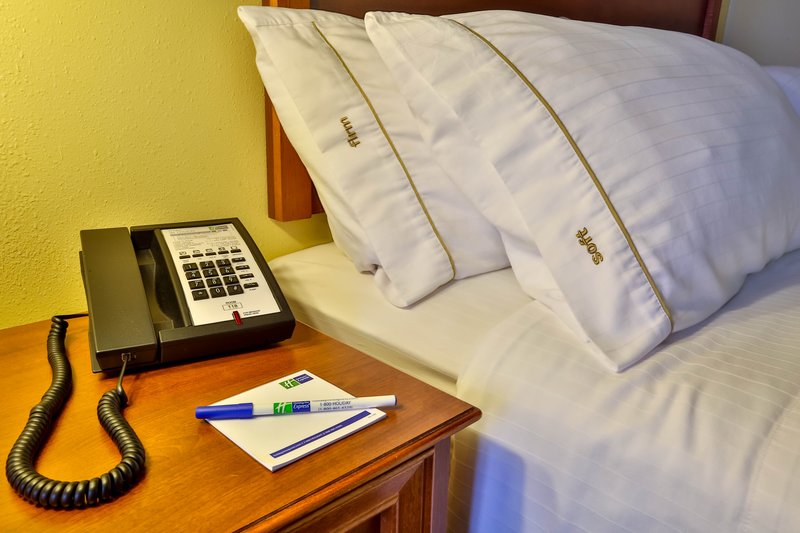Holiday Inn Express - Bemidji, MN