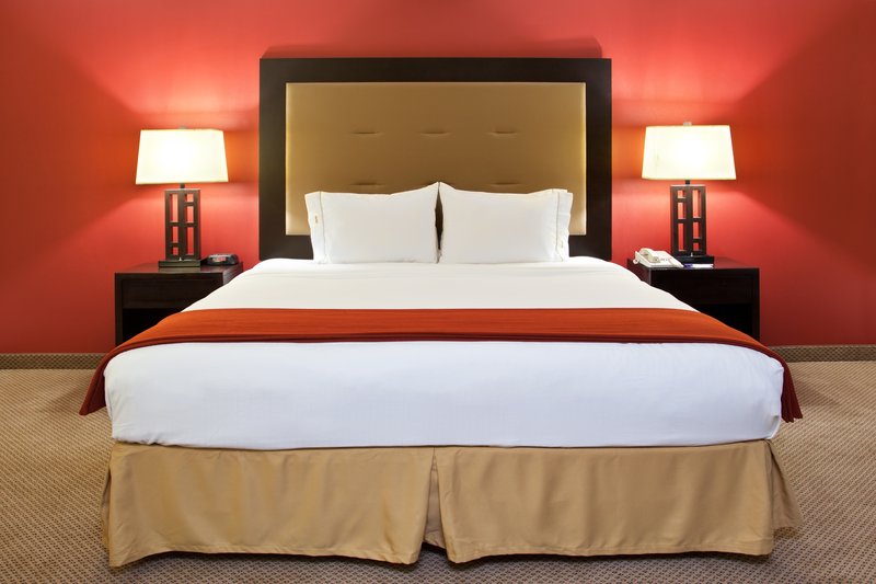 Holiday Inn Express KENDALLVILLE - Rome City, IN