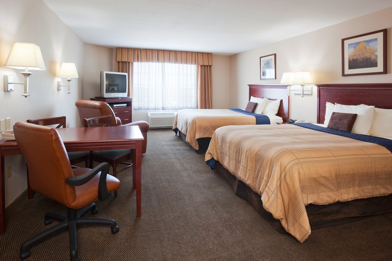 Hawthorn Suites By Wyndham Detroit Farmington Hills - Madison, WI