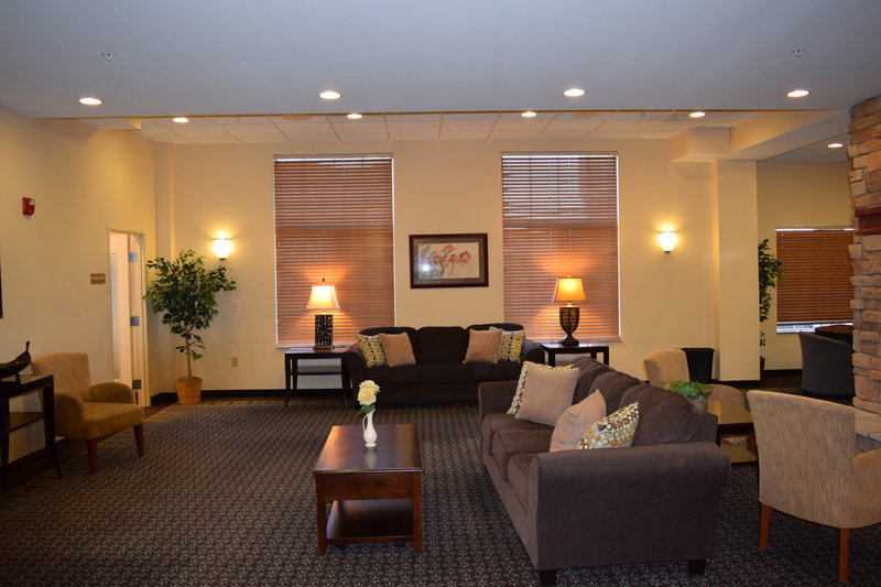 Hawthorn Suites By Wyndham Detroit Farmington Hills - Madison, WI