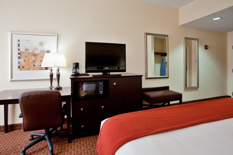 Holiday Inn Express COVINGTON - Covington, VA