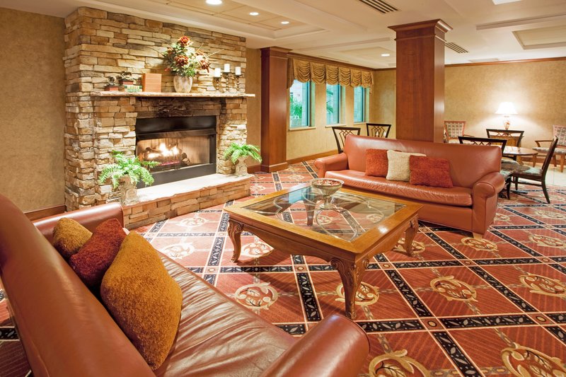 Holiday Inn Express & Suites HAGERSTOWN - Hermitage, PA