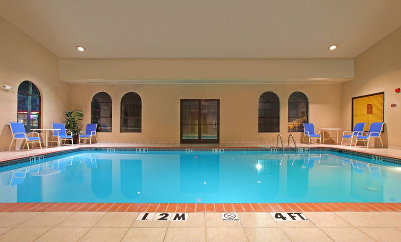 Holiday Inn Express & Suites NORTH LITTLE ROCK - Salem, AR