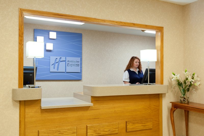 Holiday Inn Express LINCOLN - Lincoln, IL