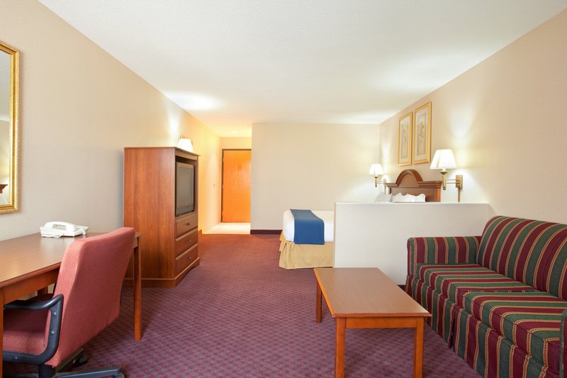Holiday Inn Express LINCOLN - Lincoln, IL