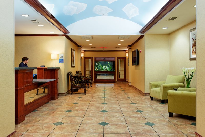Holiday Inn Express CROCKETT - Crockett, TX