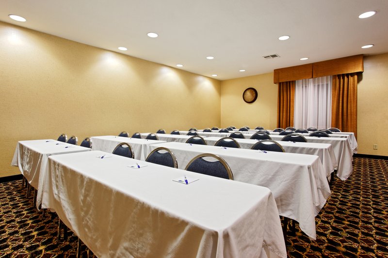 Holiday Inn Express CROCKETT - Crockett, TX