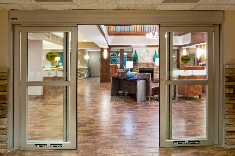 Holiday Inn Express & Suites ST. CLOUD - Sartell, MN