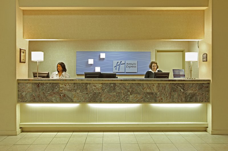 Holiday Inn Express LITTLE ROCK-AIRPORT - Little Rock, AR
