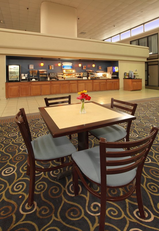 Holiday Inn Express LITTLE ROCK-AIRPORT - Little Rock, AR