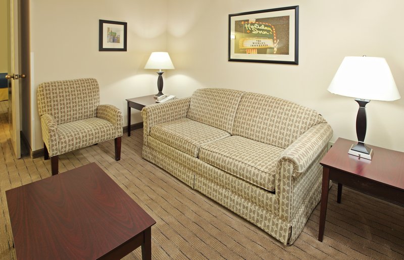 Holiday Inn Express LITTLE ROCK-AIRPORT - Little Rock, AR