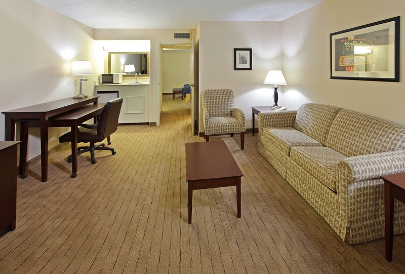 Holiday Inn Express LITTLE ROCK-AIRPORT - Little Rock, AR
