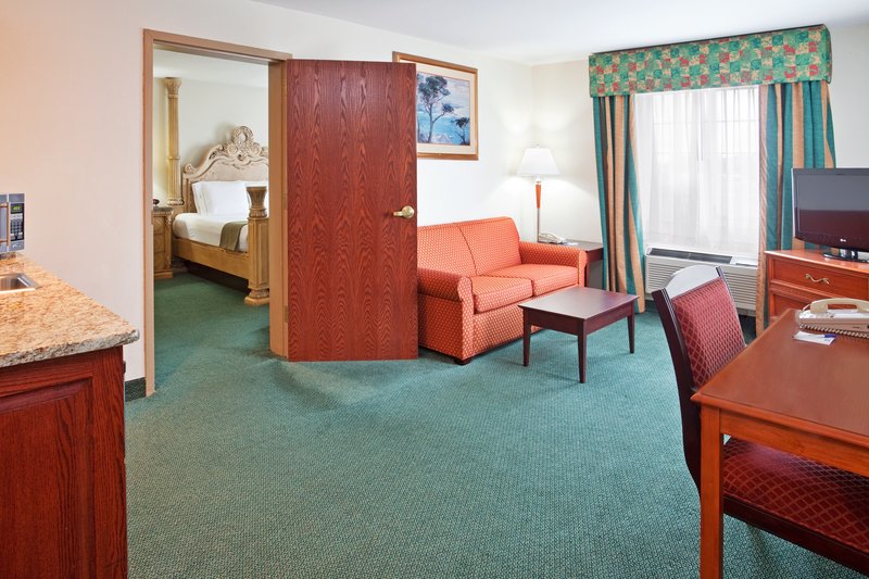 Holiday Inn Express BIRCH RUN (FRANKENMUTH AREA) - Bridgeport, MI