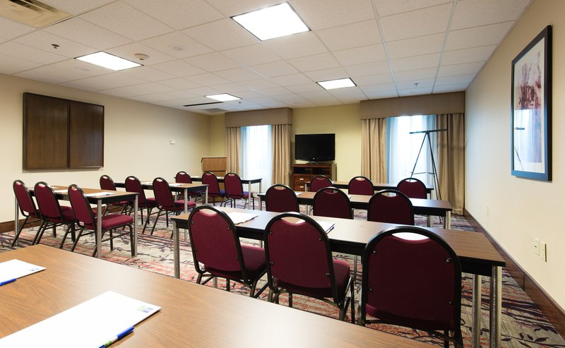 Holiday Inn Express & Suites WALTERBORO I-95 - Walterboro, SC