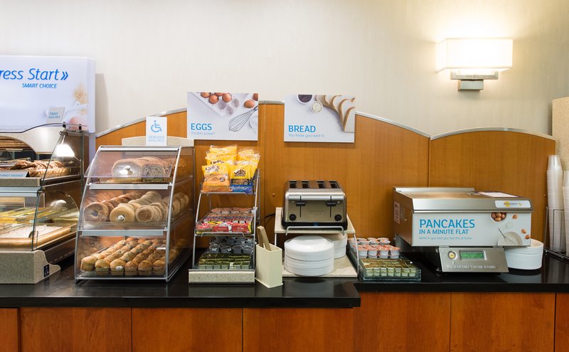 Holiday Inn Express & Suites WALTERBORO I-95 - Walterboro, SC