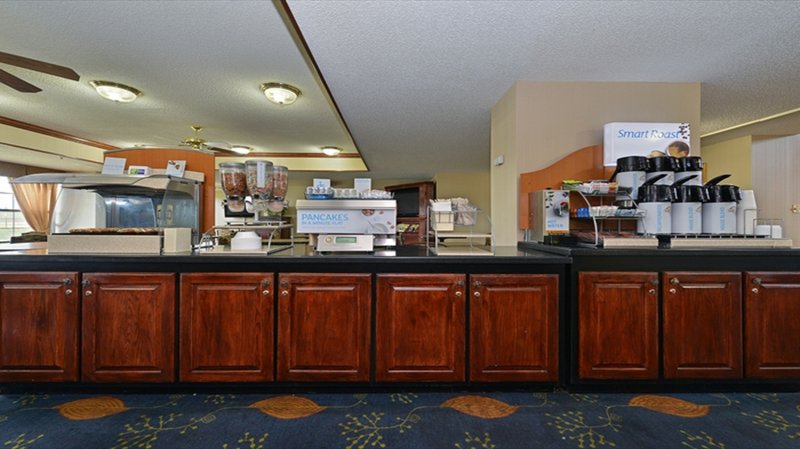 Holiday Inn Express JONESBORO - Jonesboro, AR