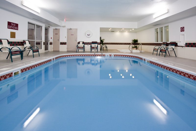 Holiday Inn Express GREELEY - Kersey, CO