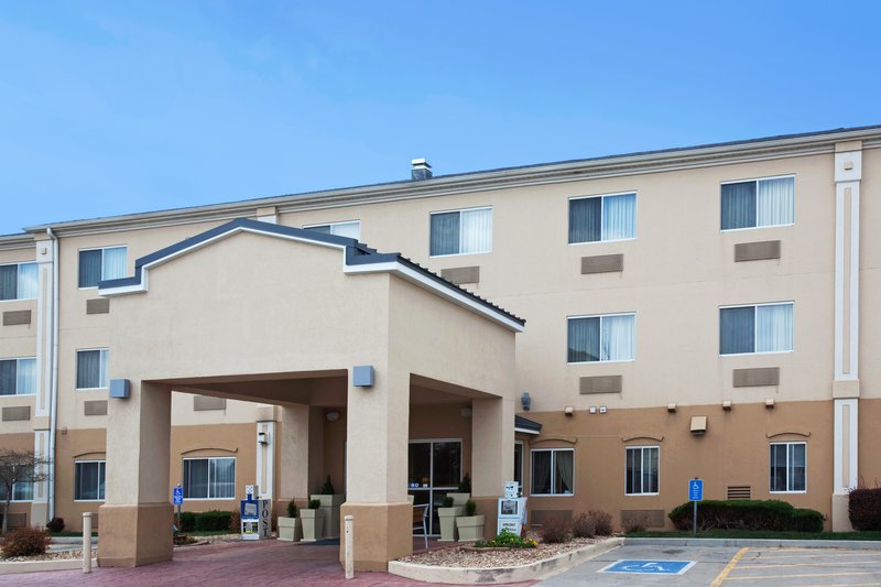 Holiday Inn Express GREELEY - Kersey, CO