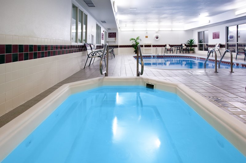 Holiday Inn Express GREELEY - Kersey, CO