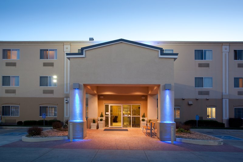 Holiday Inn Express GREELEY - Kersey, CO