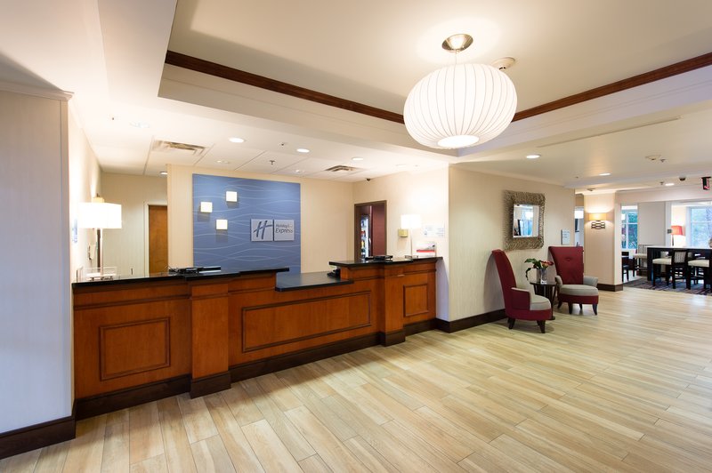 Holiday Inn Express & Suites WALTERBORO I-95 - Walterboro, SC
