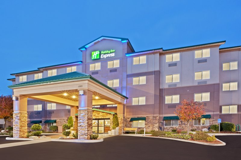 holiday inn express medford in medford or 97501 7900 holiday inn express medford in medford or 97501 7900