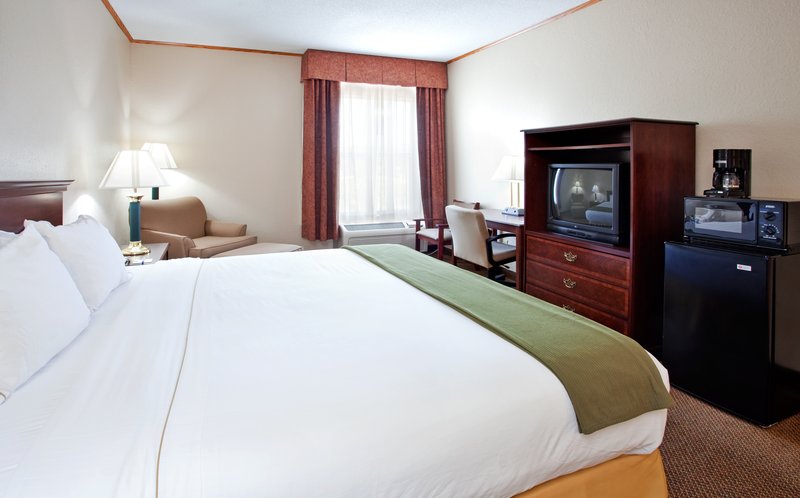 Holiday Inn Express JUNCTION CITY - Dighton, KS