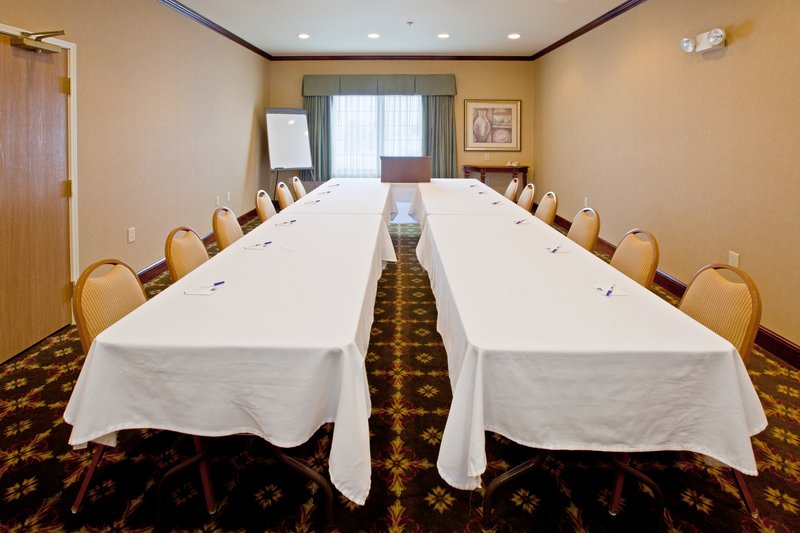 Holiday Inn Express LEBANON - Lebanon, IN