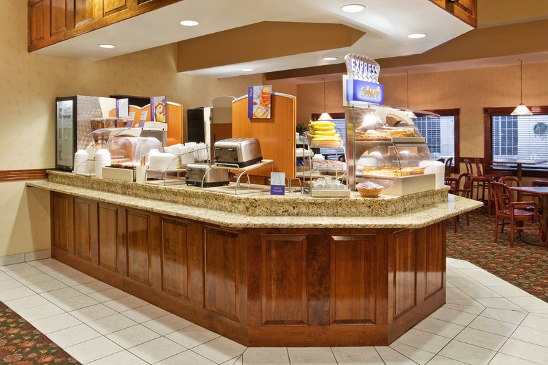 Holiday Inn Express BIRCH RUN (FRANKENMUTH AREA) - Bridgeport, MI