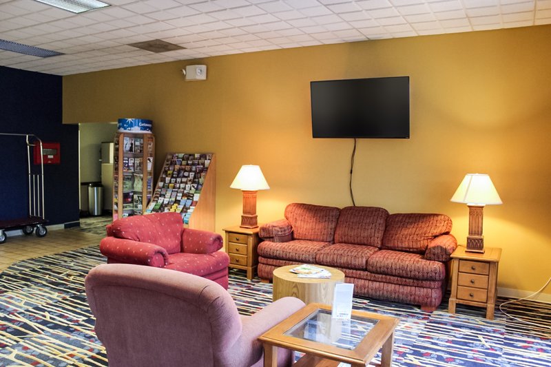 Rodeway Inn & Suites - Lancaster, PA