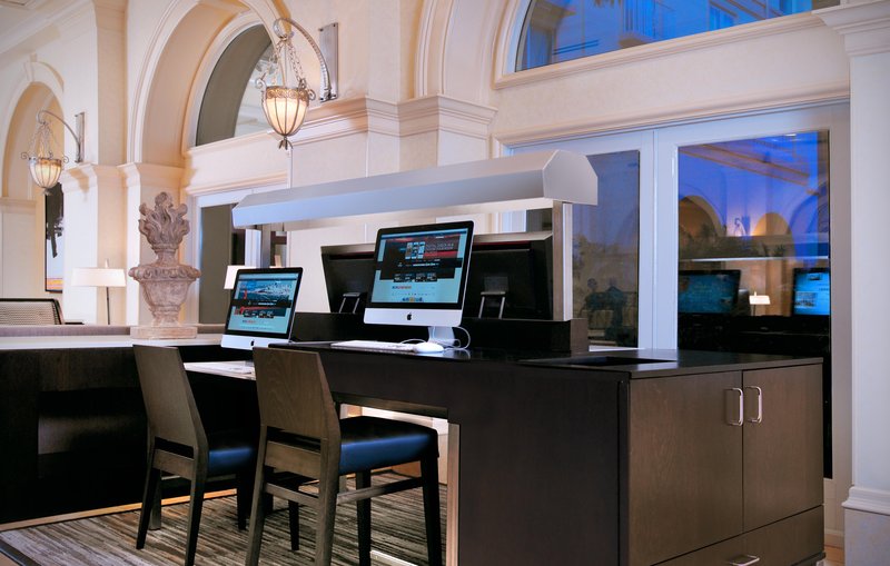 Hilton-Naples - Naples, FL