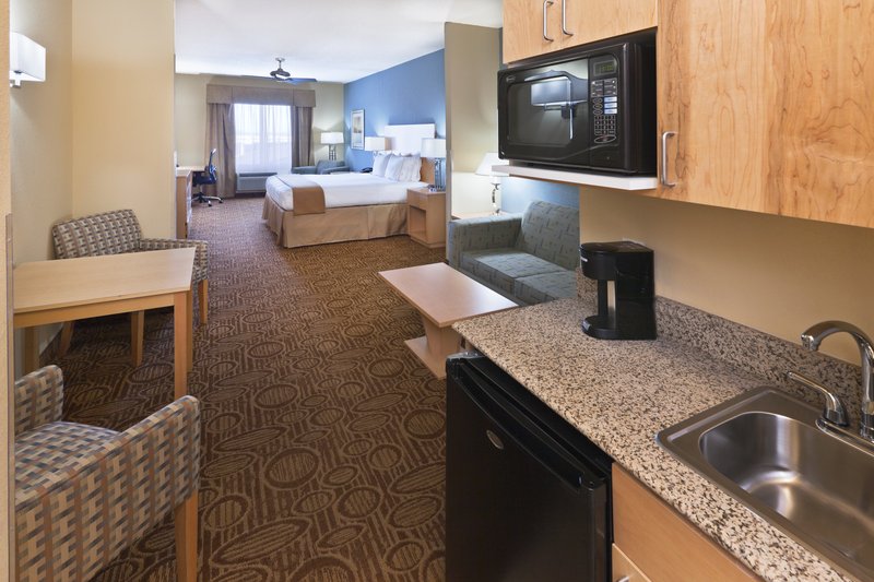 Holiday Inn Express & Suites LUBBOCK SOUTHWEST - WOLFFORTH - Wolfforth, TX