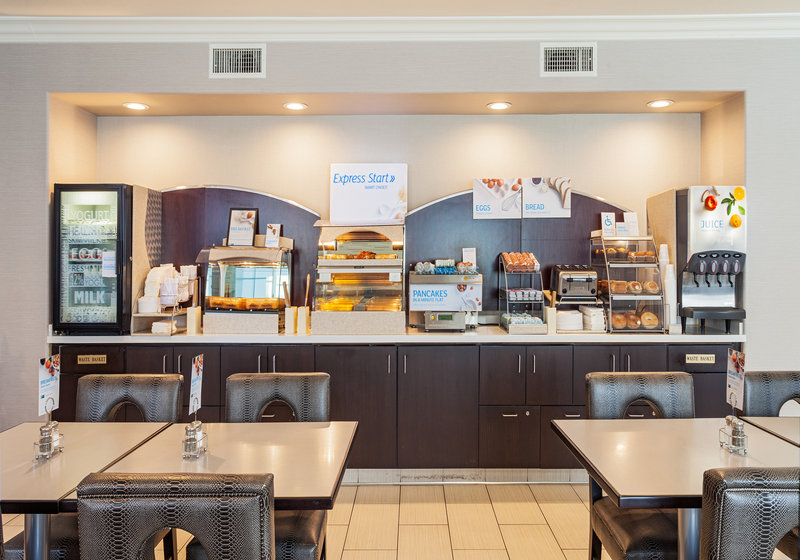 Holiday Inn Express Lancaster - Huachuca City, AZ