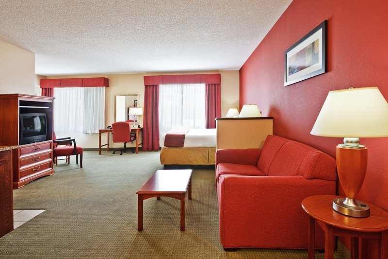 Holiday Inn Express & Suites MANCHESTER-CONF CTR(TULLAHOMA) - Manchester, TN