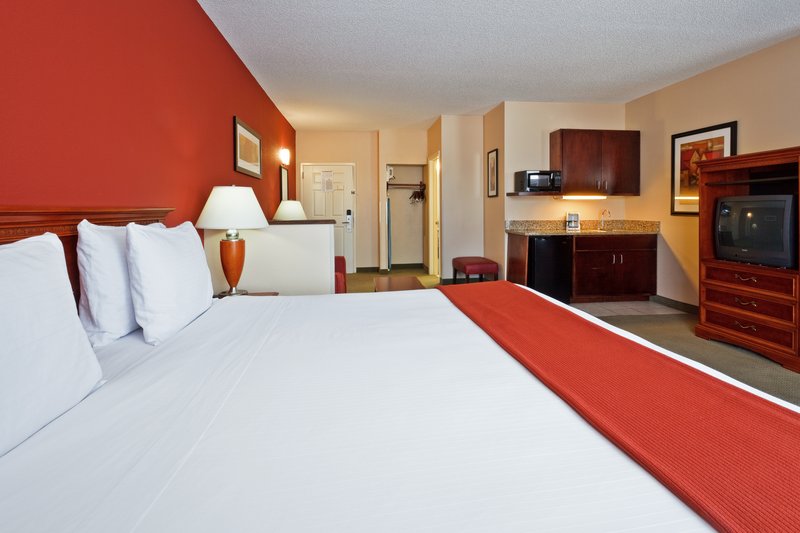 Holiday Inn Express & Suites MANCHESTER-CONF CTR(TULLAHOMA) - Manchester, TN
