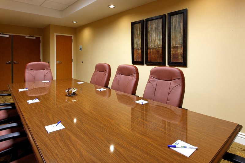 Holiday Inn Express LONG BEACH - Long Beach, MS