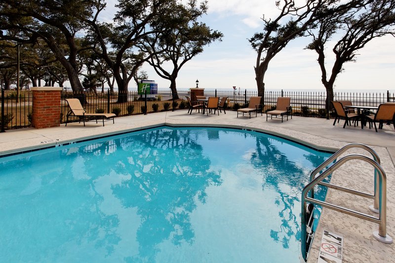 Holiday Inn Express LONG BEACH - Long Beach, MS