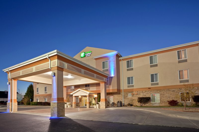 Holiday Inn Express & Suites LEBANON - Lebanon, MO
