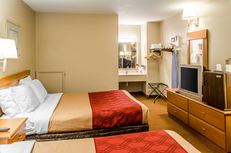 Econo Lodge - Hershey, PA