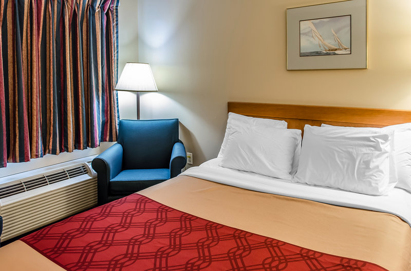 Econo Lodge - Hershey, PA