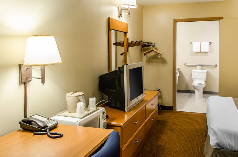 Econo Lodge - Hershey, PA